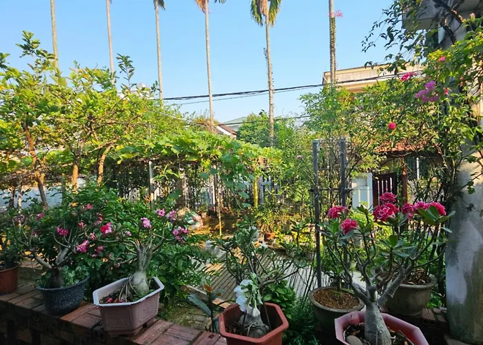 Rose Homestay Hue